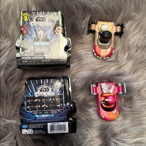 Star Wars Disney Doorables Gallacric cruisers Finn and Sabine Wren